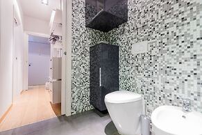 Milan Retreats Duomo