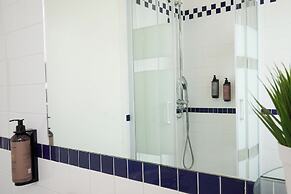 Milan Retreats Duomo