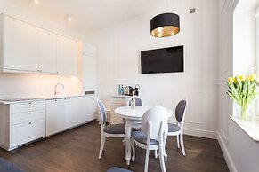 Executive 3 Bedroom Apartament by Your F