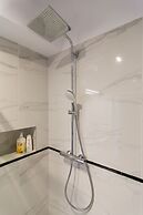 Executive 3 Bedroom Apartament by Your F