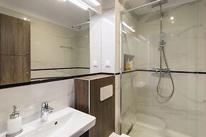 Executive 3 Bedroom Apartament by Your F