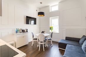 Executive 3 Bedroom Apartament by Your F