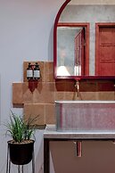 Bermonds Locke, Tower Bridge