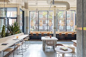 Bermonds Locke, Tower Bridge