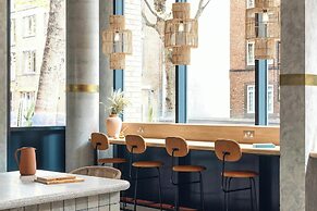Bermonds Locke, Tower Bridge