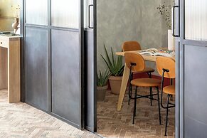 Bermonds Locke, Tower Bridge