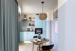 Bermonds Locke, Tower Bridge