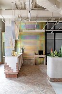 Bermonds Locke, Tower Bridge