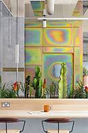 Bermonds Locke, Tower Bridge