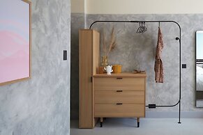 Bermonds Locke, Tower Bridge