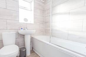 The Wren Suite Apartment