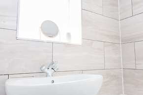 The Wren Suite Apartment