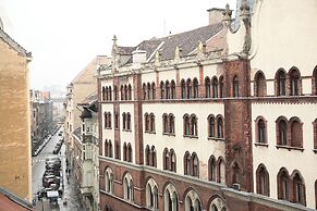 Maverick Central Market