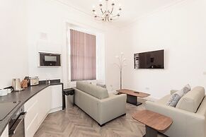 The Crescent by Pureserviced