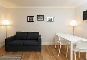 Victoria Charming Atmosphere