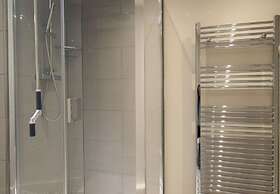 Victoria Charming Atmosphere