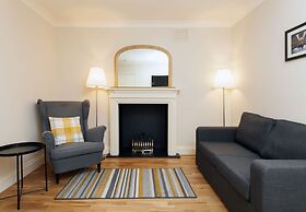 Victoria Charming Atmosphere