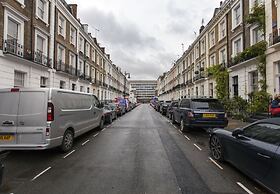 Victoria Charming Atmosphere