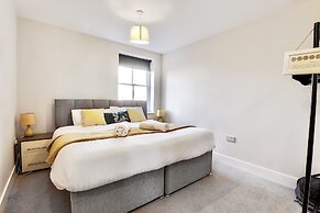 Sapphire Serviced Apartment