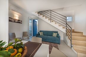 I tre Golfi Blu Mare Bilo Plus con veranda e piscina