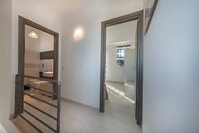 I tre Golfi Blu Mare Bilo Plus con veranda e piscina