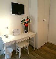 Garden House - Luxury Guest House