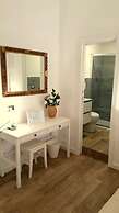 Garden House - Luxury Guest House