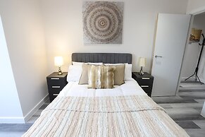 Interchange33 - NEC Airport Interchange