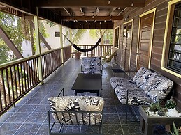 Driftwood Gardens Guesthouse