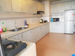 Fahrenheit88 by Sarah's Lodge