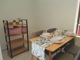 Fahrenheit88 by Sarah's Lodge