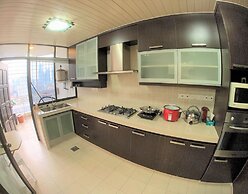 Fahrenheit88 by Sarah's Lodge