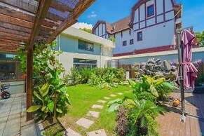 Floral Hotel Haipai Garden Villa