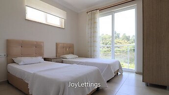 Villa BG12 by JoyLettings