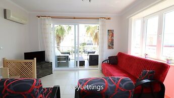Villa BG12 by JoyLettings