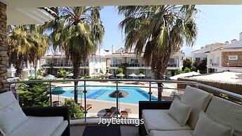 Villa BG12 by JoyLettings