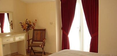 Villa PN15 by JoyLettings