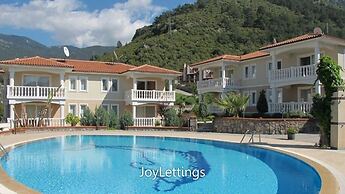 Villa TH10 by JoyLettings