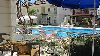 Villa CEB2 by JoyLettings