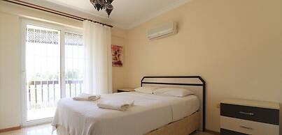 Villa RN4C by JoyLettings