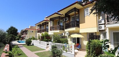 Villa RN4C by JoyLettings