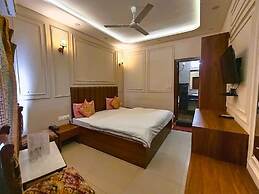 Hotel Ganga Azure