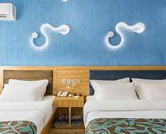 Floral Hotel The Heroes Farmyard Beijing