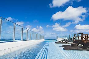 HOTEL SANSUI NAHA Ryukyu Onsen Naminoue-No-Yu