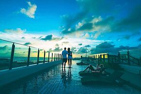 HOTEL SANSUI NAHA Ryukyu Onsen Naminoue-No-Yu