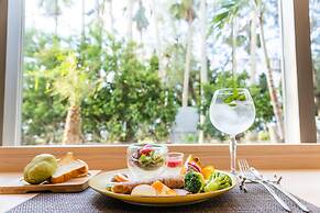 HOTEL SANSUI NAHA Ryukyu Onsen Naminoue-No-Yu