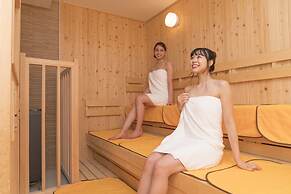 HOTEL SANSUI NAHA Ryukyu Onsen Naminoue-No-Yu