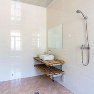 Floral Hotel He Ping He Yuan Jixian