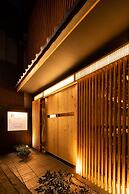 Tsumugi Tojihigashimonmae