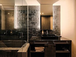 Tsumugi Tojihigashimonmae